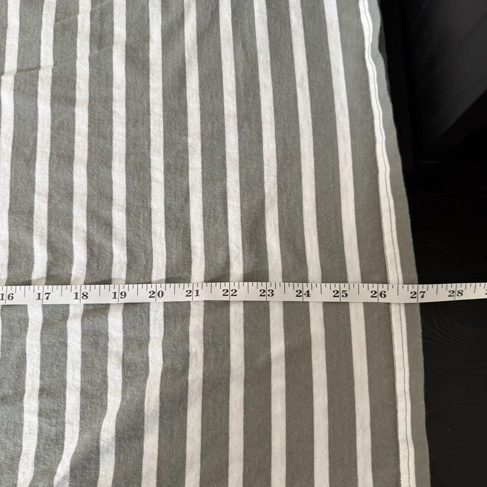Everlane Tee T-Shirt Mens Sz M Green Striped Short Sleeve Organic Cotton Casual - Picture 9 of 9